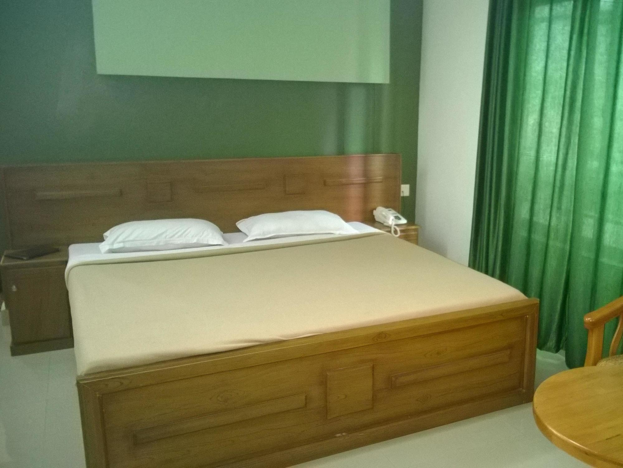 Hotel Madikeri Heritage Экстерьер фото