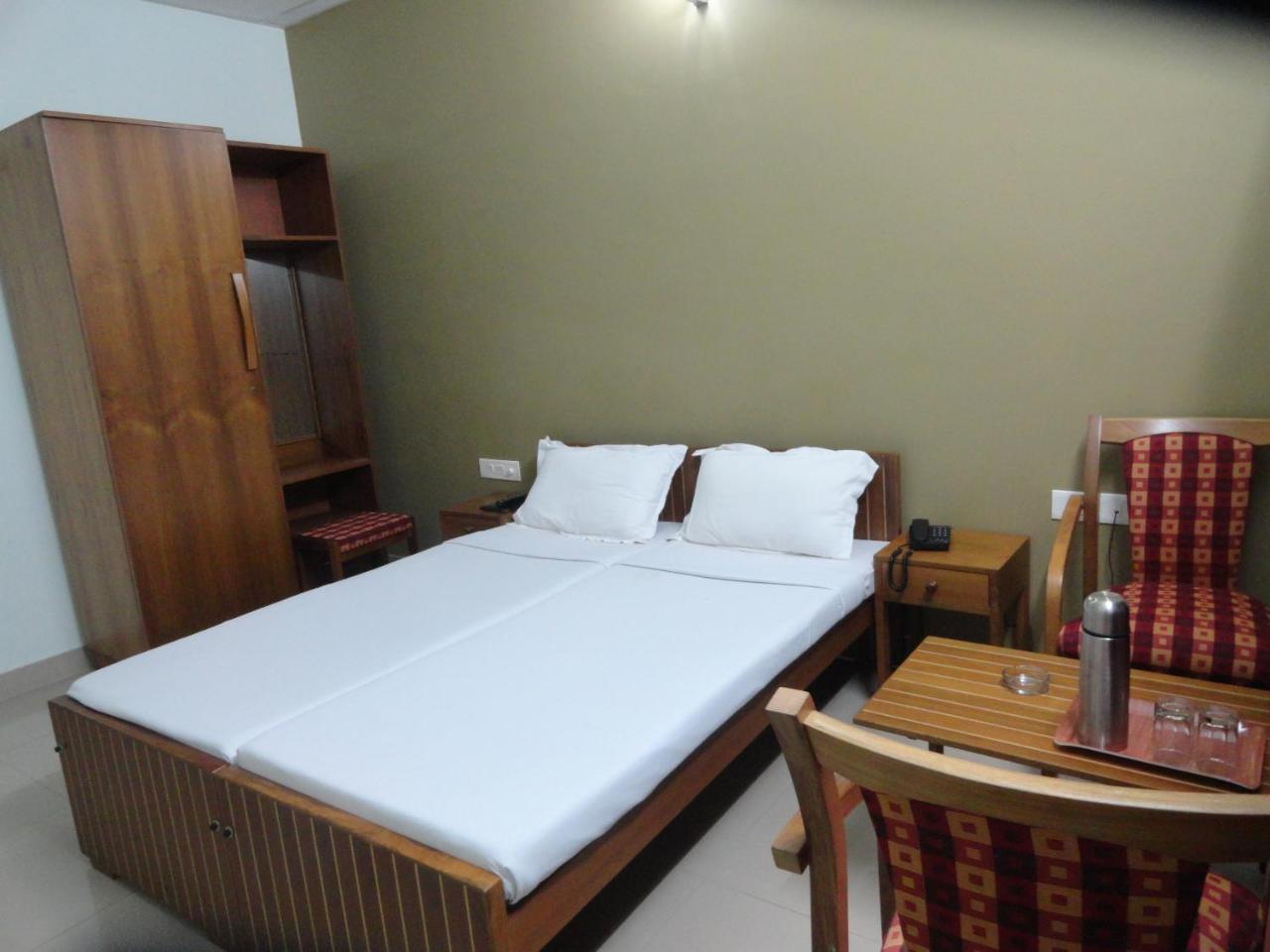 Hotel Madikeri Heritage Экстерьер фото